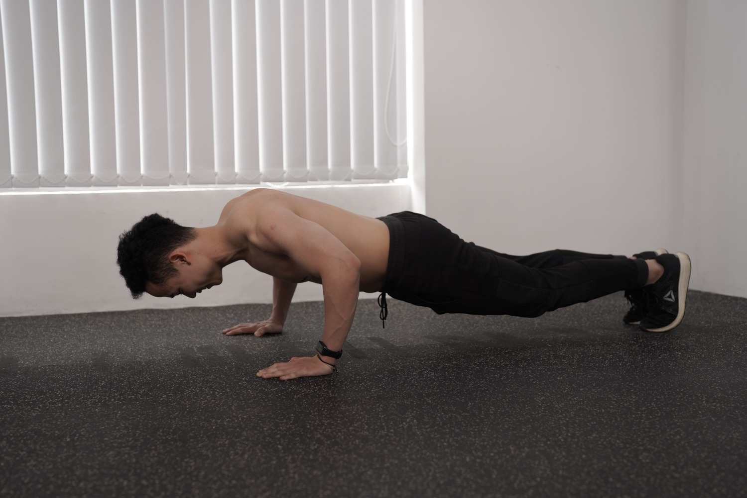 lịch tập gym, lịch tập gym tại nhà, HFI, HT Fitness, Học viện HFI