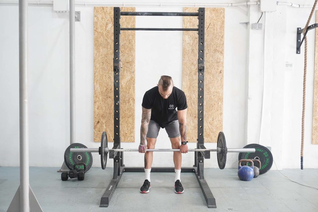 rack pull là biến thể Deadlift được HFI lấy ví dụ trong việc khắc phục điểm yếu
