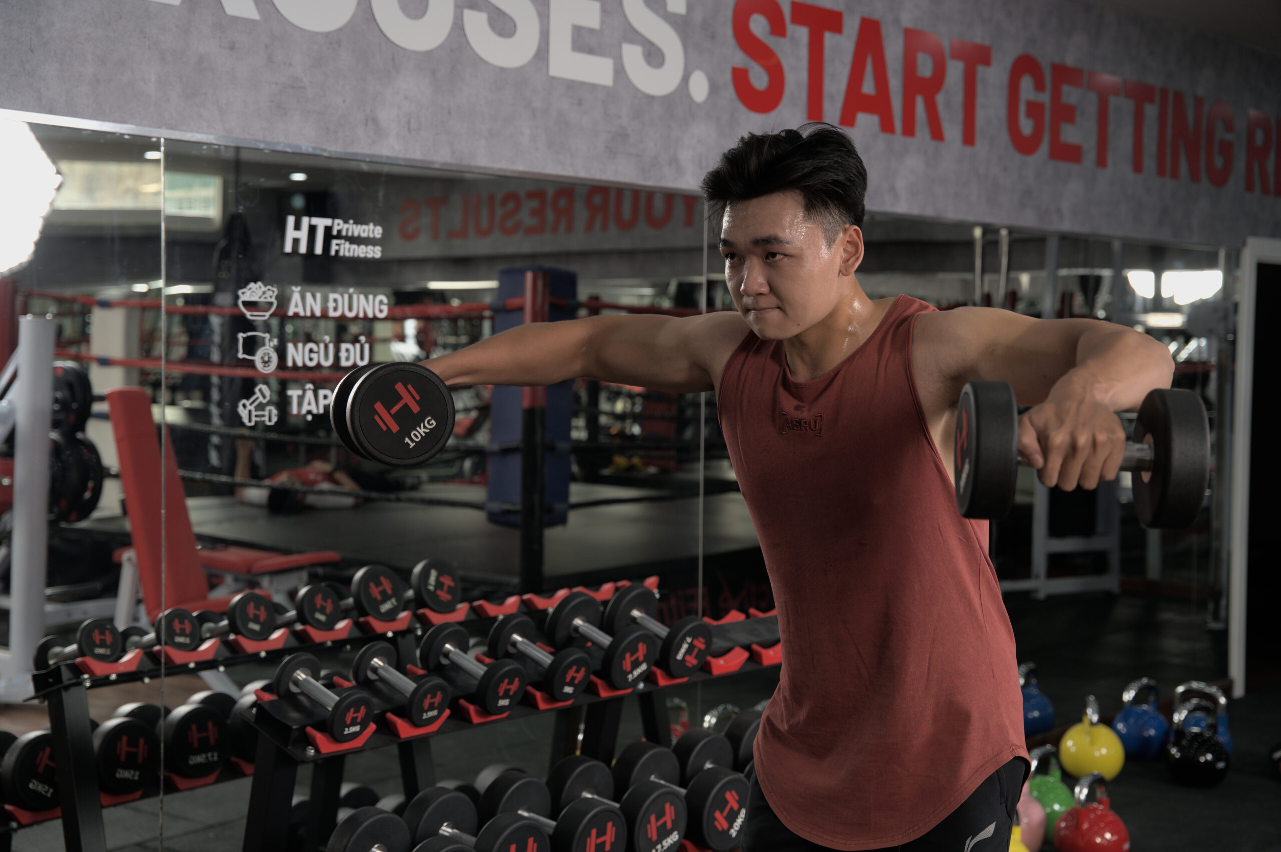 lịch tập ngực vai tay sau, tập ngực, tập vai, tập tay sau, HFI, HT Fitness, Học viện HFI