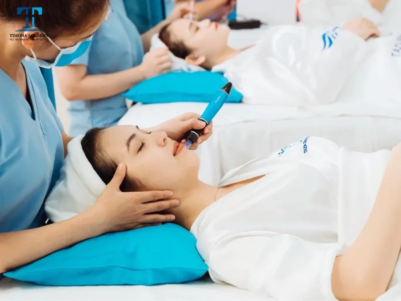 25 tuổi nên học nghề gì