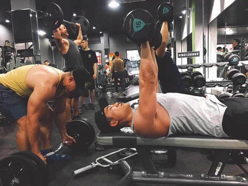 tự tập gym không cần PT