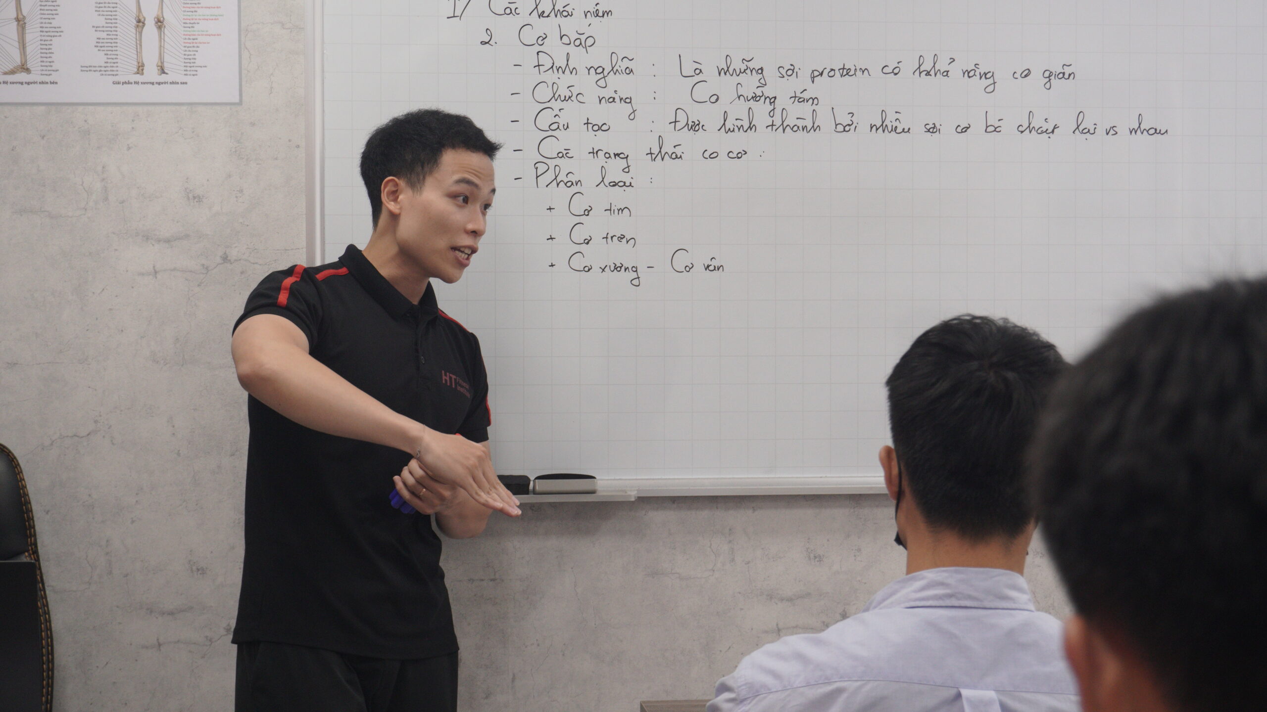 PT gym, nghề PT Gym, huấn luyện viên thể hình, hlv gym, hlv thể hình, hfi, ht fitness, học viện hfi