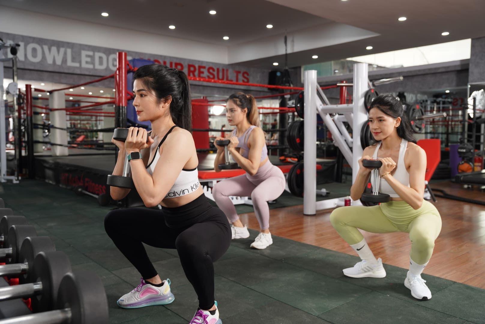 squat, tập squat, squat là gì, squat mông, squat đúng cách, hfi, ht fitness, học viện hfi