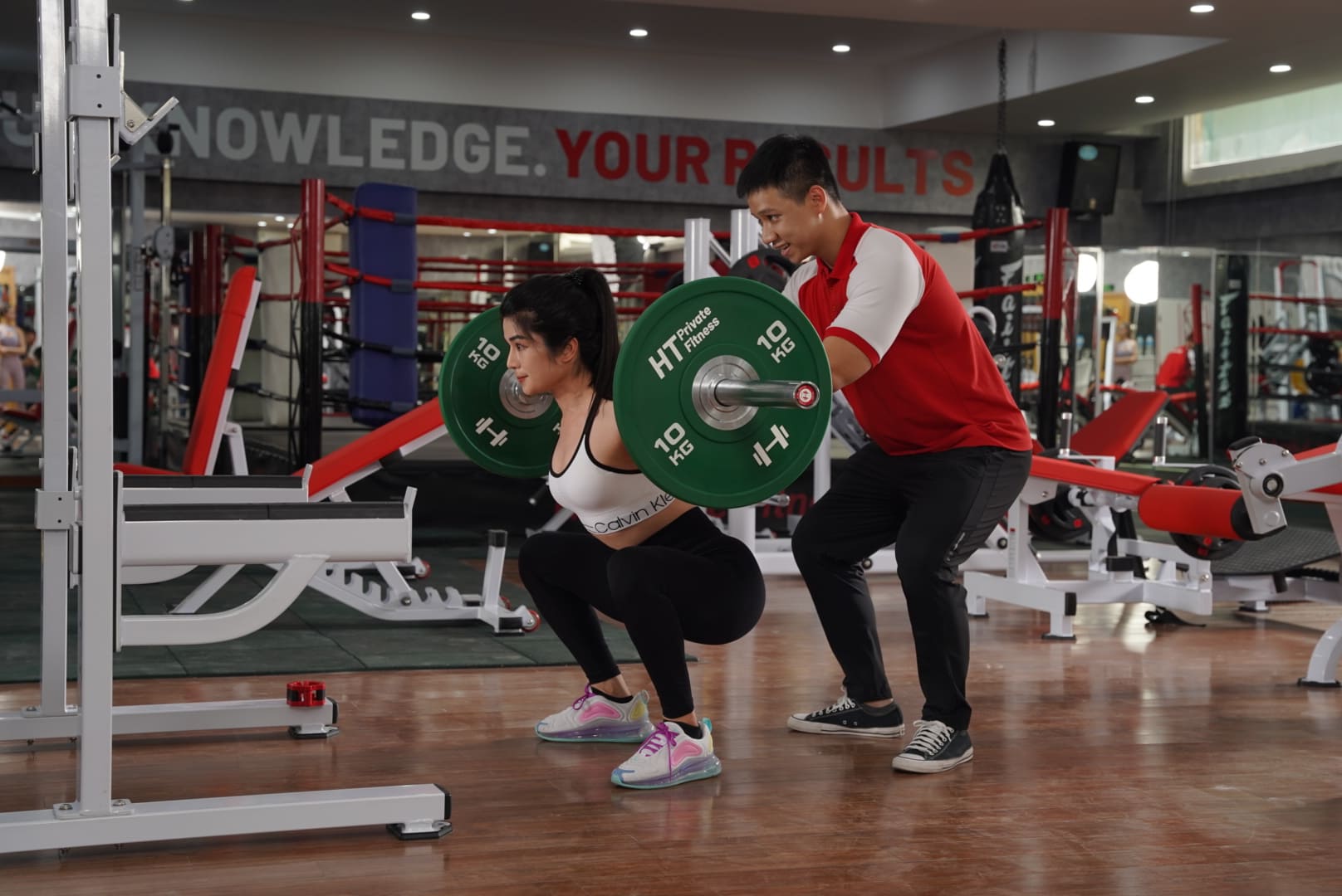 squat, tập squat, squat là gì, squat mông, squat đúng cách, hfi, ht fitness, học viện hfi