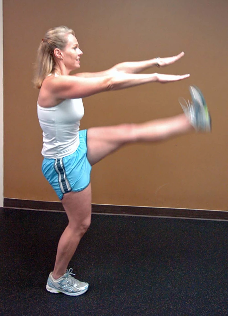 khởi động trước khi chạy bộ