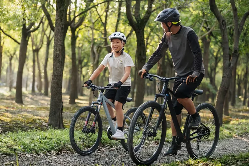 chạy bộ hay đạp xe giảm cân nhanh hơn