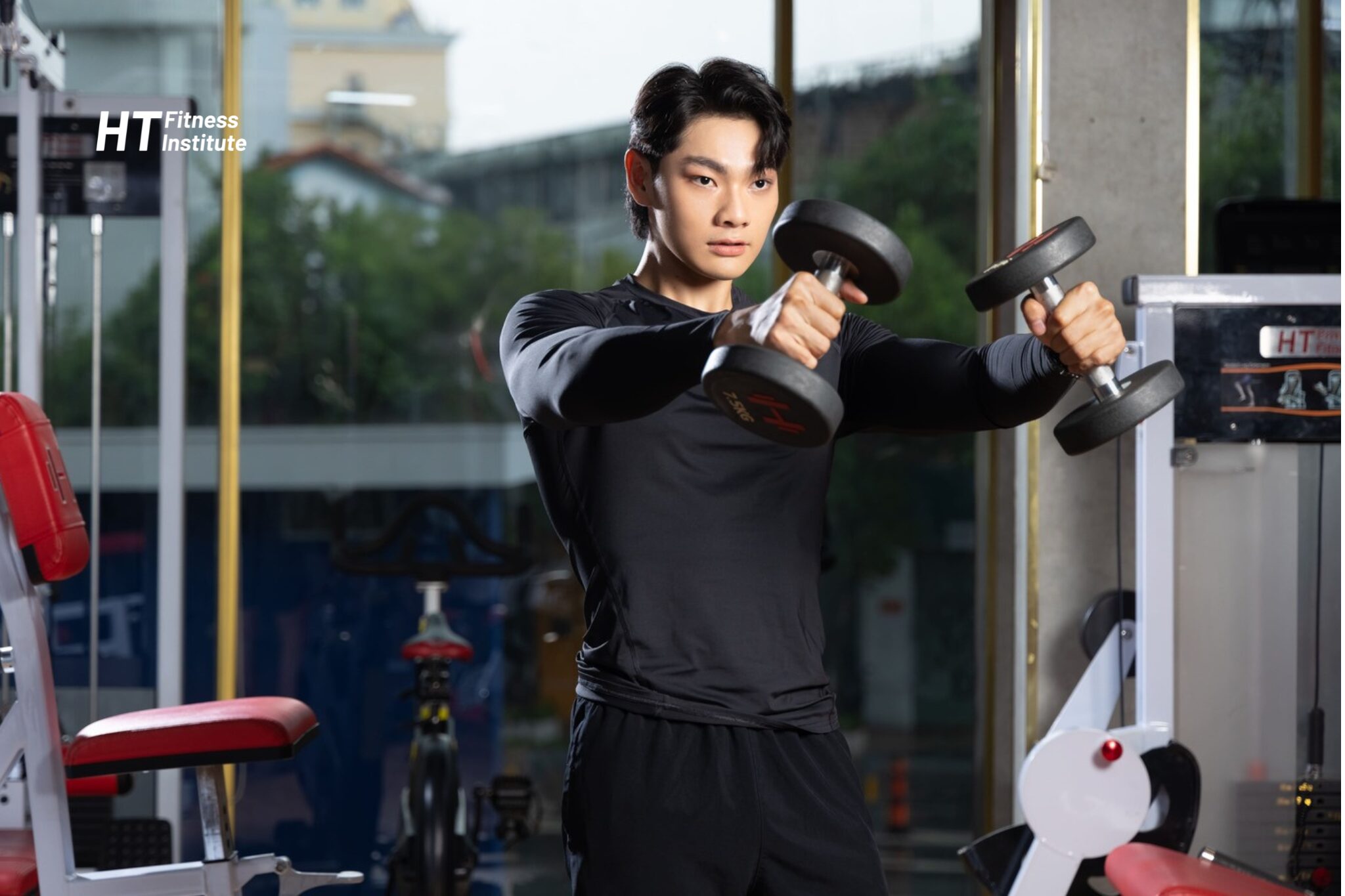 Từ góc nhìn của HFI, tập gym tăng cân là một trong những phương pháp có hiệu quả cao nhất